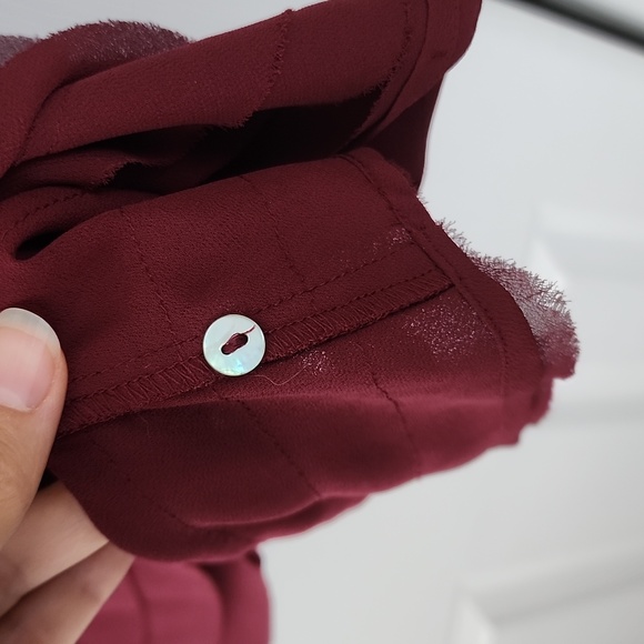 Sisley burgundy dress PERFECT FOR HOLIDAY PARTIES 🌟 - Picture 2 of 3